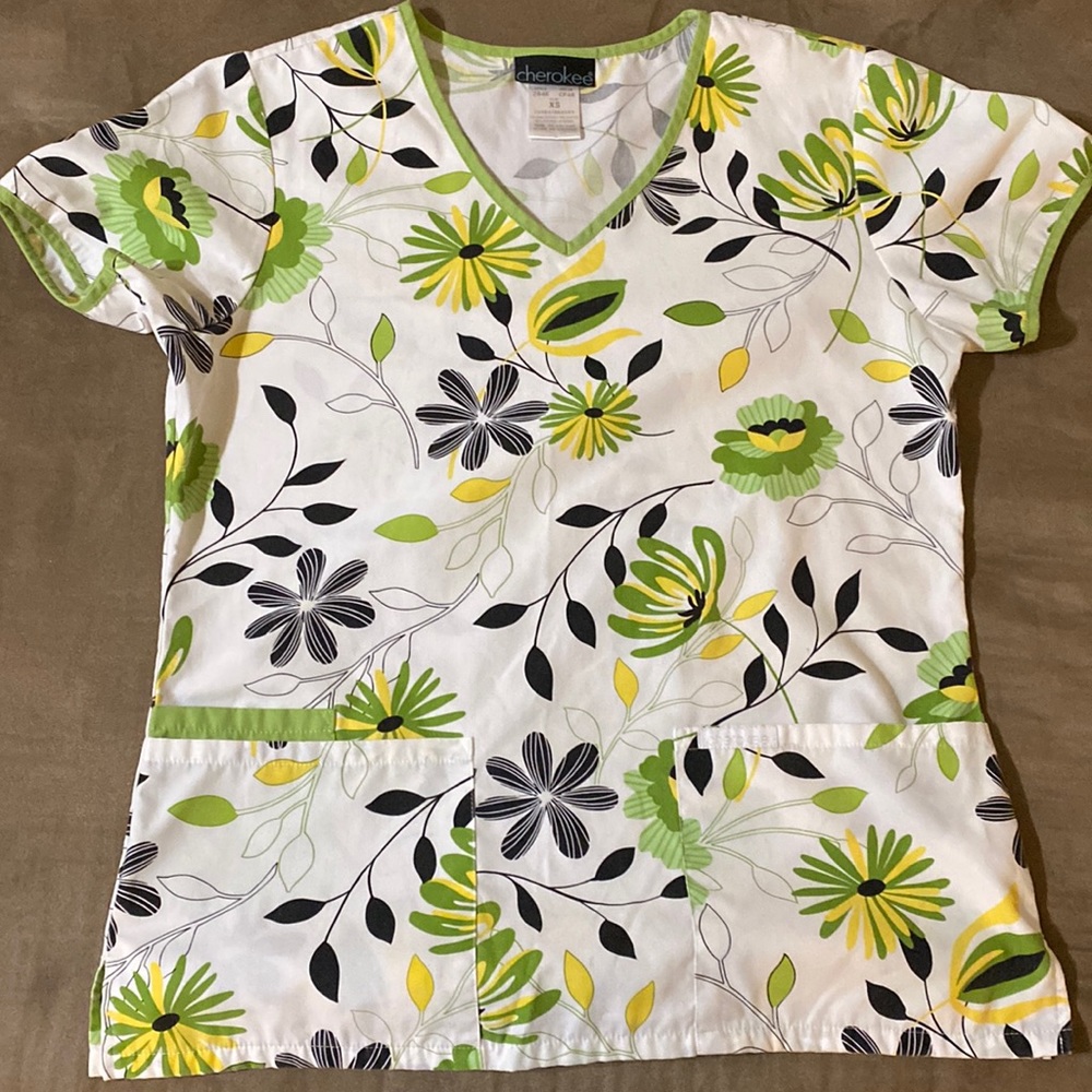 Scrub top size XS Cherokee